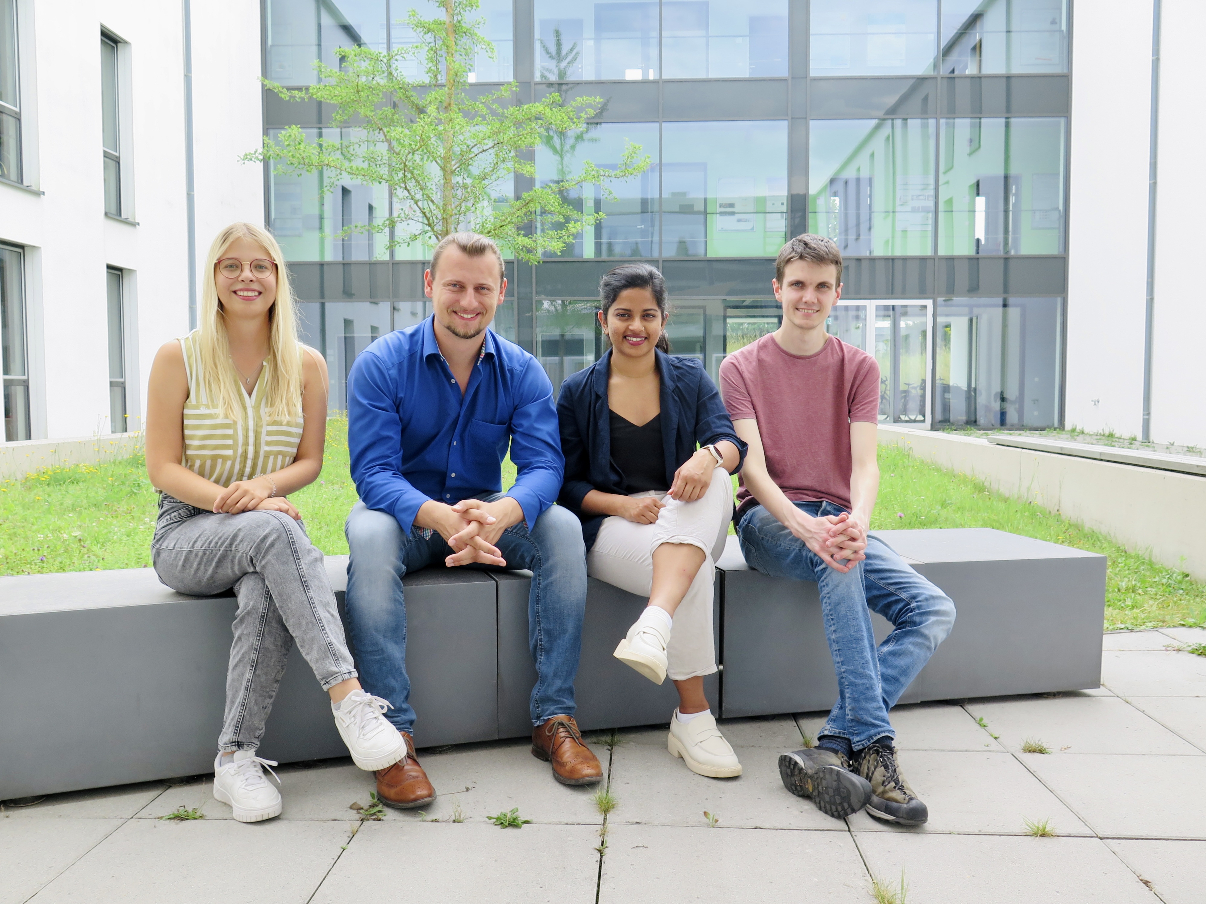 Promovierendenvertretung 2024/2025: Michelle Hartbauer, Simon Mertel, Tasmai Paul, Felix Pfaff